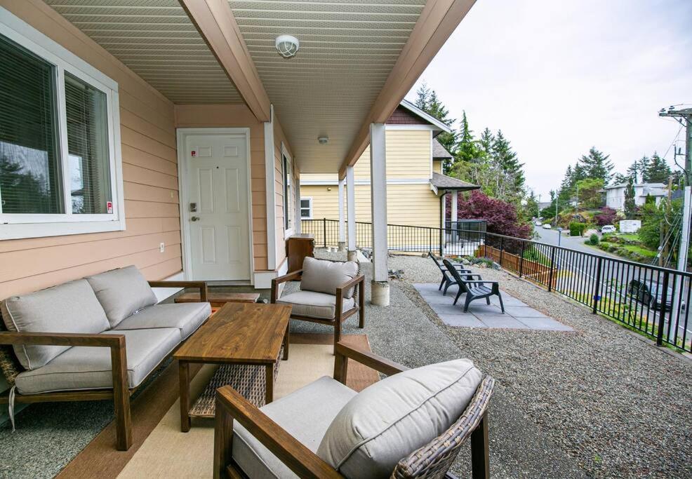 Villa Cozy Renovated Oasis W Private Terrace & Parking Victoria Exterior foto