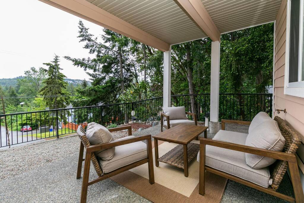 Villa Cozy Renovated Oasis W Private Terrace & Parking Victoria Exterior foto